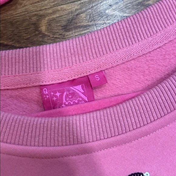 Queen Of Sparkles small Pink purses Sweatshirt! Worn one time!! - Picture 2 of 4
